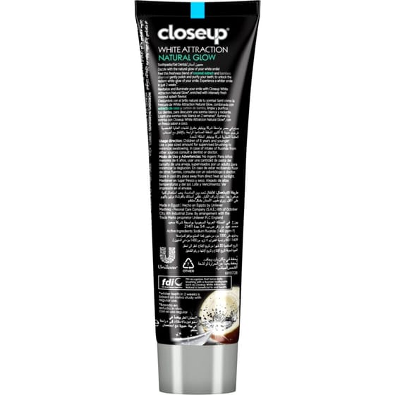 Closeup White Attraction Natural Glow - Coconut Extract & Bamboo Charcoal (75ml)