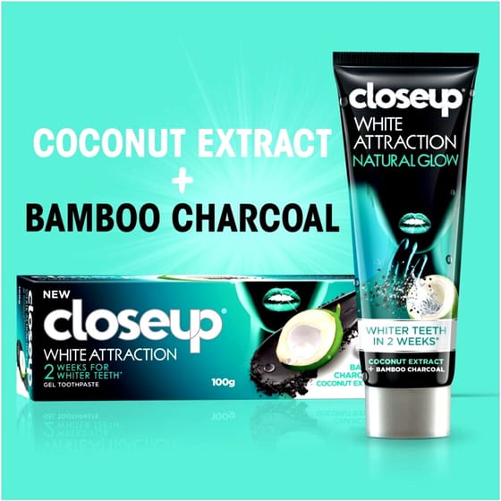 معجون أسنان كلوس أب وايت أتراكشن (Closeup White Attraction) إشراقة طبيعية بخلاصة جوز الهند وفحم البامبو (75 مل)